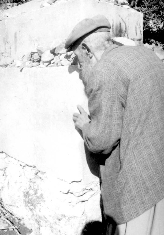 על ציון רבי יוחנן הסנדלר